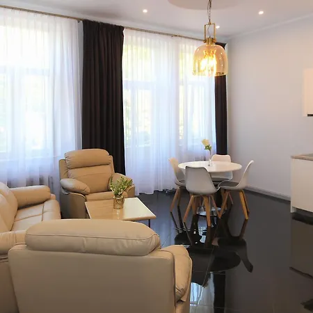 Marbella Rezidence Apartment Ventspils Exterior photo